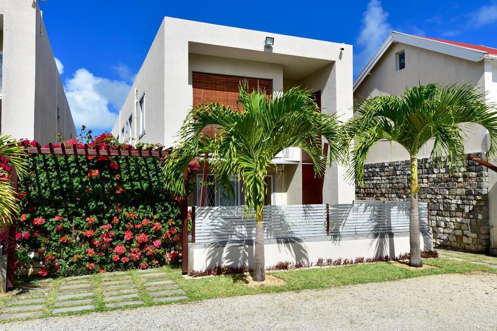 Turquoise Bay Beach Apartments Trou D'Eau Douce Esterno foto