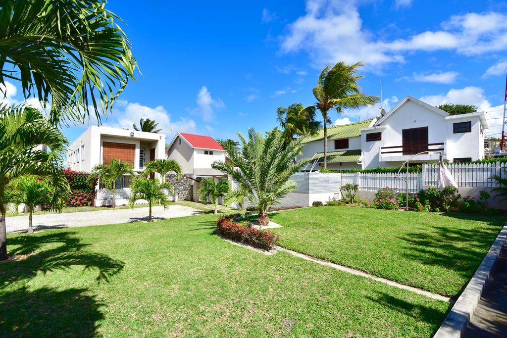 Turquoise Bay Beach Apartments Trou D'Eau Douce Esterno foto