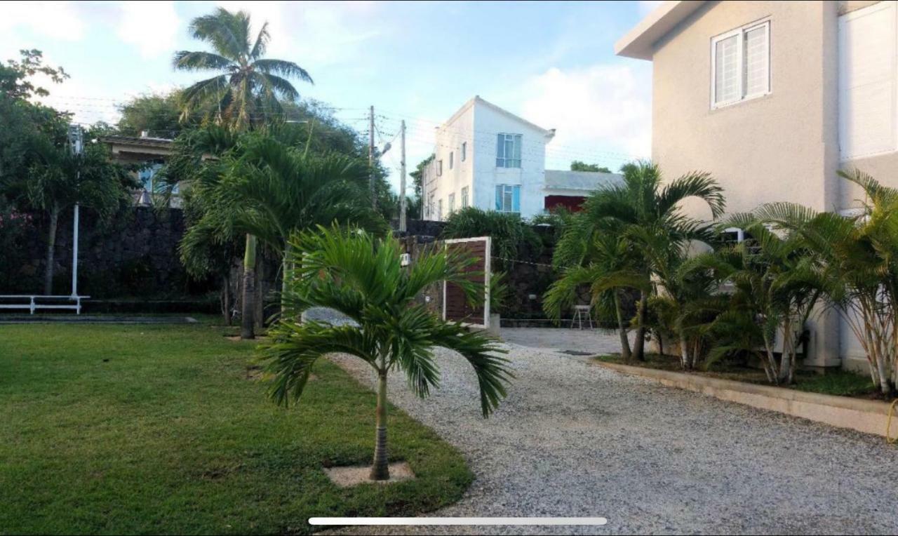 Turquoise Bay Beach Apartments Trou D'Eau Douce Esterno foto